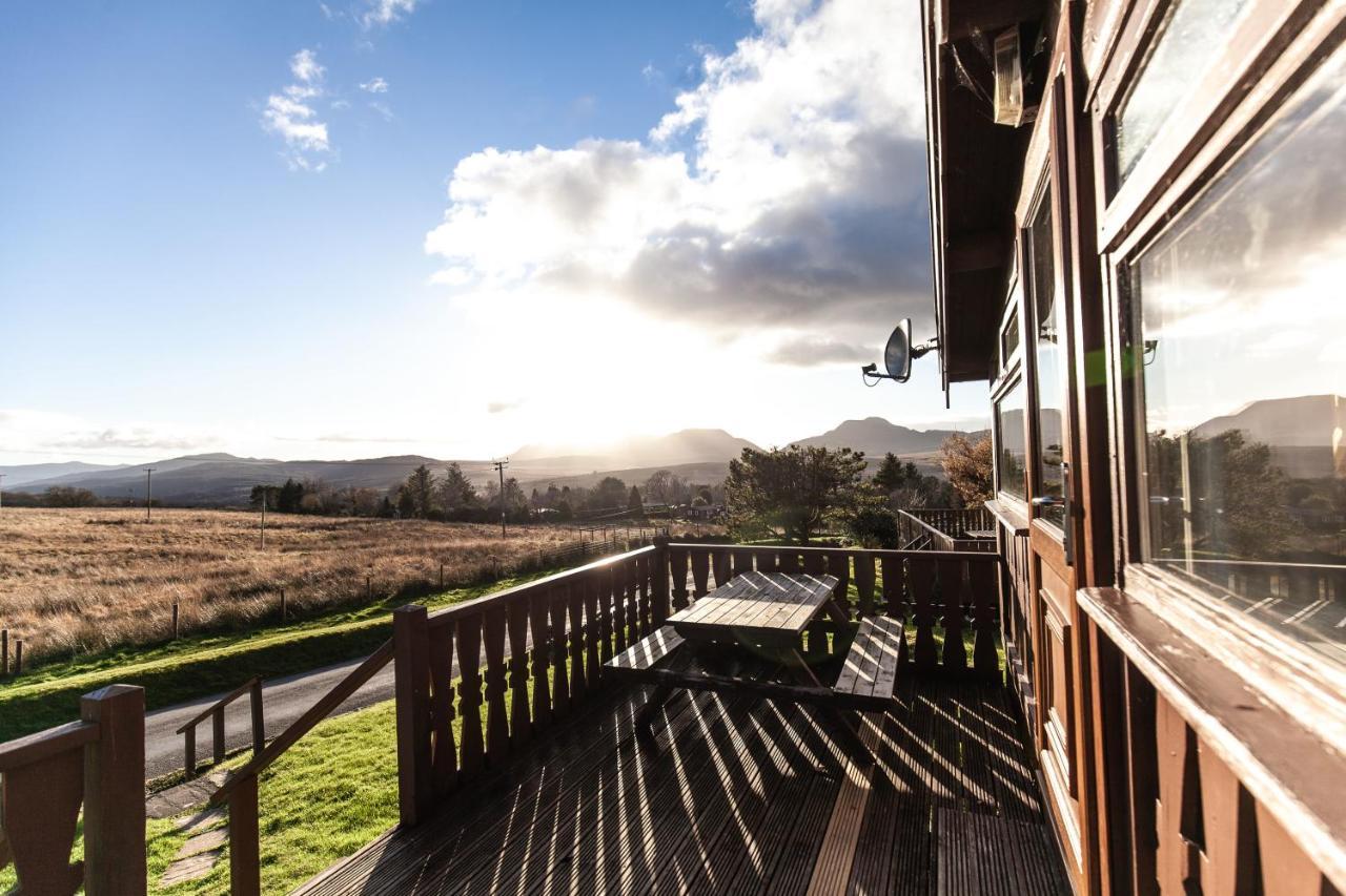 Log Cabin Nestled In The Mountains Of Snowdonia By Seren Property Trawsfynydd Exterior photo