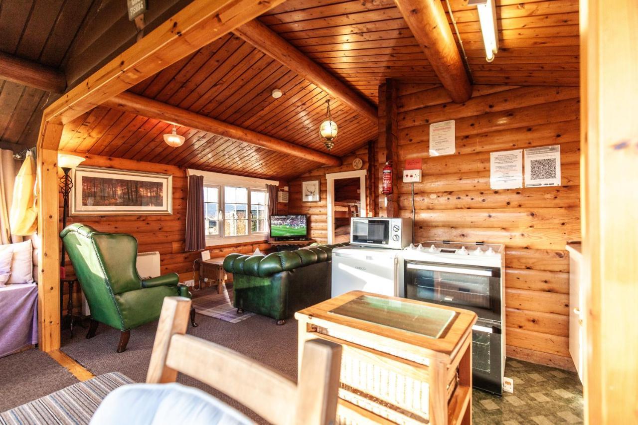 Log Cabin Nestled In The Mountains Of Snowdonia By Seren Property Trawsfynydd Exterior photo