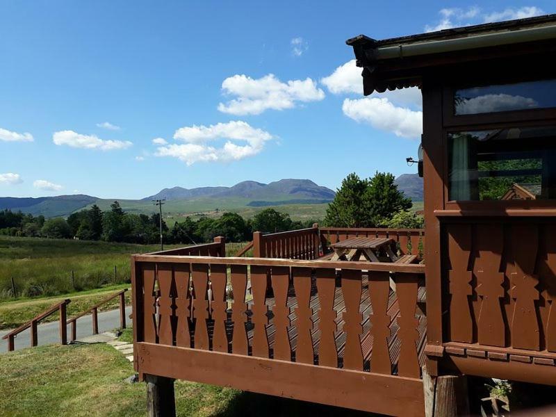 Log Cabin Nestled In The Mountains Of Snowdonia By Seren Property Trawsfynydd Exterior photo